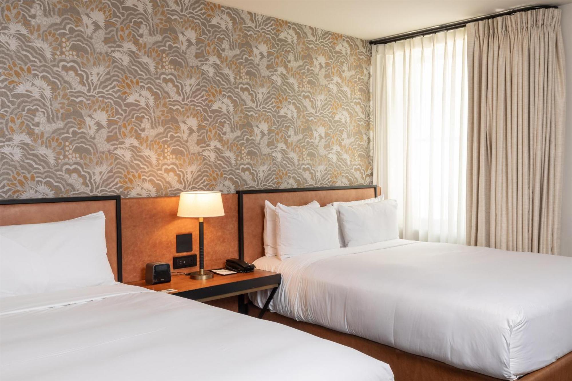 Queen Room Two Queen Beds Transfer Shower Disability Access
